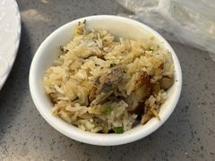 -郑猛记石岐鸽主题餐厅(长江店)
