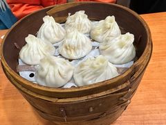 -莱莱小笼·乔艾