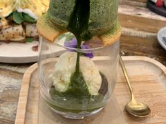 -FLOVIE FLORIST CAFE