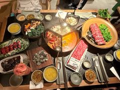 -三出山火锅(南京万象天地店)