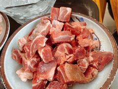 -毛辣果·贵州红酸汤牛肉火锅(西单店)