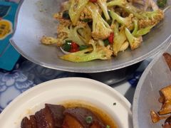 -卢大鲜鱼头捞饭(美利广场店)