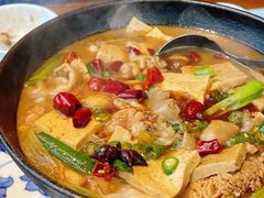 鱼杂炖豆腐-好嫂子酱猪手•农家菜(学院南路店)