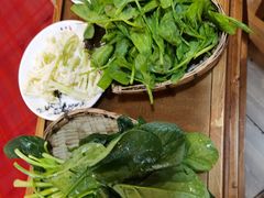 -岳记兴隆·青城腊排铜火锅(融创店)