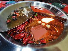 -谭鸭血老火锅(慈云寺店)