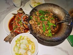 -费大厨辣椒炒肉(高铁吾悦广场店)