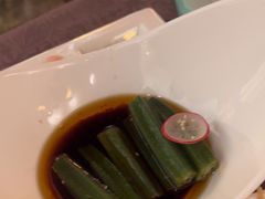 -粤尚腾香居中餐厅(首都机场希尔顿店)