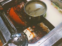 -洪焱重庆老火锅(万福花园店)