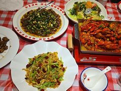 -鱼满舱·鲜活海鲜·正宗鲁菜