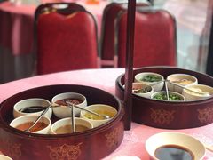 -行家海鲜火锅酒家(静安寺店)