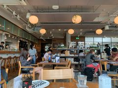 -ROAST coffee & eatery