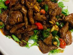 -魏铭鱼头捞饭(晋阳路店)