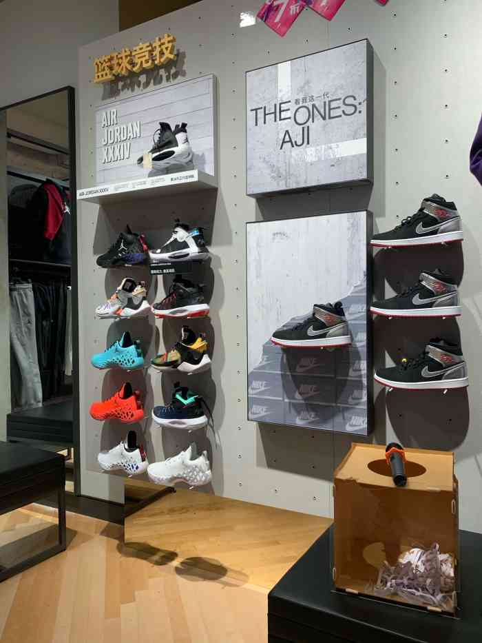 nike(天河城店)-"大众化好熟悉的一个牌子,已经熟悉好多年了.
