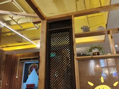 -六福酒馆(秦隆步行街店)