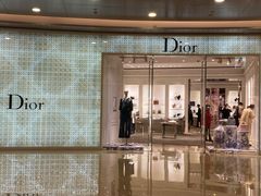 -DIOR迪奥(万象城店)
