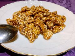 琥珀核桃-惠食佳·朱雀(东方商厦店)