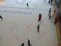 -全明星滑冰俱乐部(万象城店)