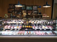 -巴黎贝甜(大宁国际商业广场店)