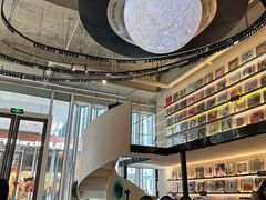 -黑胶星球(华发中城商都店)