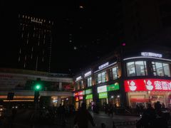 -曼哈顿商业广场(升龙广场店)