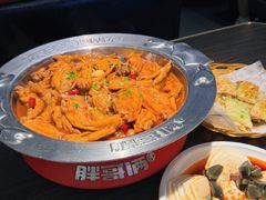 -胖哥俩肉蟹煲(石家庄长安万达店)