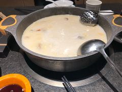 -煲宫猪肚鸡(昆山金鹰国际购物中心店)