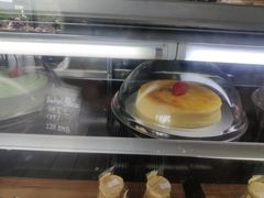 烤芝士8寸-昆山琶拉帝诗酒店·河畔咖啡厅Riverside Cafe