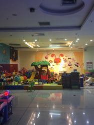 -玩塾品格乐园(宇宙太空龙旗店)