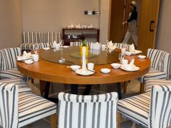 -赶海部落海鲜城(海阳路店)