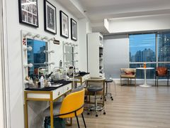 -bobo高端证件照工作室(三元桥店)