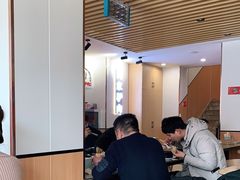 大堂-闫家驴肉老店(华电一校店)