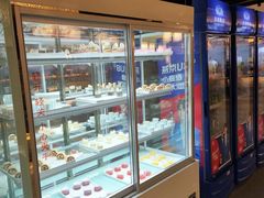 面包甜点陈列柜-福成自助烤肉(双桥万达店)