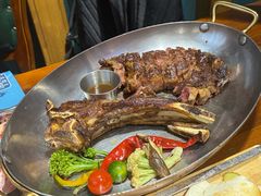 野性战斧牛排-米德维奇俄式西餐厅(西六道街店)