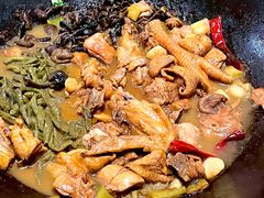 -万里闯关东铁锅炖菜馆(高新旗舰店)