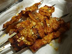 一把五花肉-马路牙子地桌烤肉(工体店)