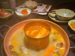 -菌自由丨野生菌火锅特色庭院餐厅(丽江古城店)
