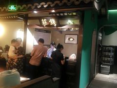 -佬麻雀·新湘菜(珠海金发购物中心店)