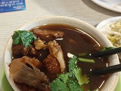 小碗牛肉-老北京馅饼粥(西单店)