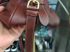 Prada 老化磨损翻新上色-A&G奢侈品护理(万科旗舰店)