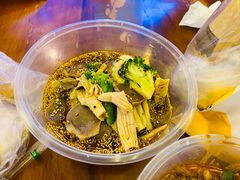 -八一路好吃街(雨田商务大厦店)