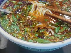 -云阿蛮云南生烫牛肉米线(奉贤路店)