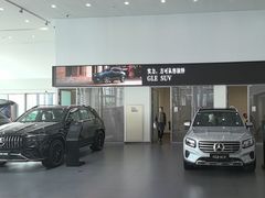 -天津波士信达奔驰4S店(卫津南路店)