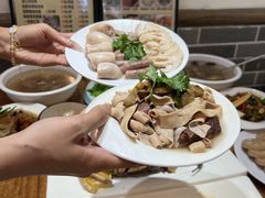 -姐妹鸭仔饭店(湾南路店)