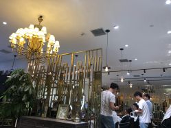 -侨治发型