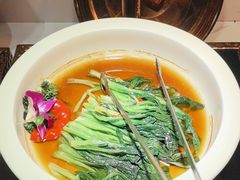 -享遇.锅姥姥牛排海鲜自助(小寨店)