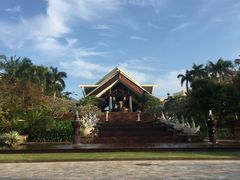 -亚龙湾喜来登·美景台大堂吧