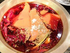 -潮火锅·麻辣牛肉火锅(观音桥方圆·LIVE店)