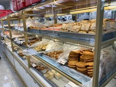面包甜点陈列柜-爱德顺糕点食屋(利民道店)