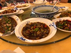 -鸿恩陶然大观园