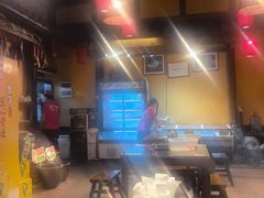 -富正毅三下锅·湘西韵味(天门山索道店)